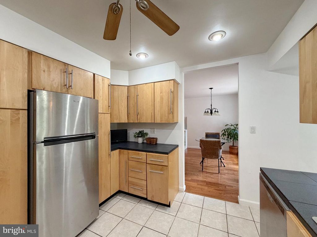 Image 6 of property listing at 5538 HUCKLEBERRY DR, Bryantown, MD 20617