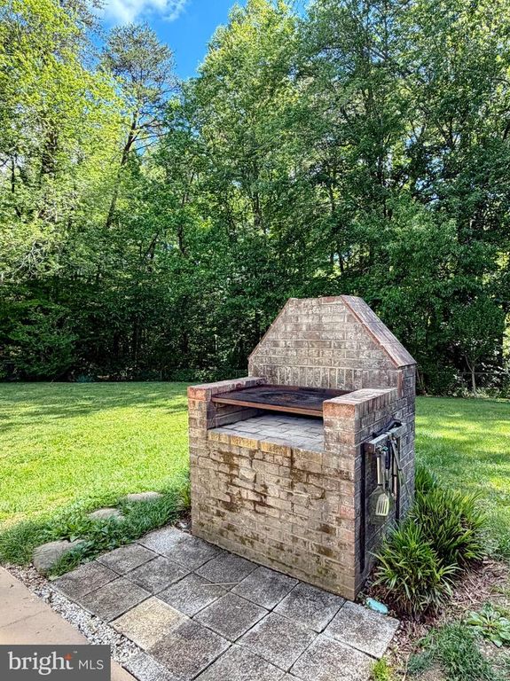 Image 71 of property listing at 5538 HUCKLEBERRY DR, Bryantown, MD 20617