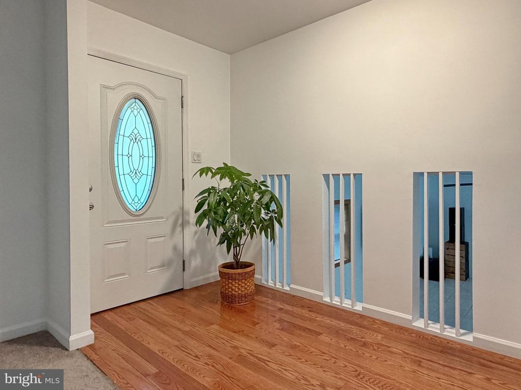 Image 8 of property listing at 5538 HUCKLEBERRY DR, Bryantown, MD 20617