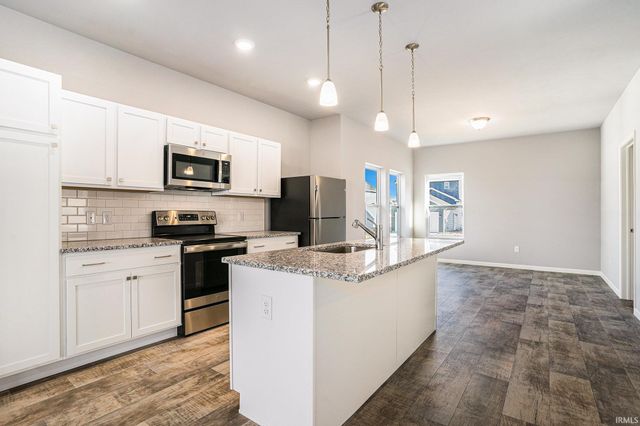 3361 Blarney Drive, South Bend, IN 46628