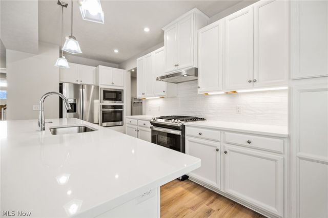 3945 Old Hickory Avenue NW, Canton, OH 44718