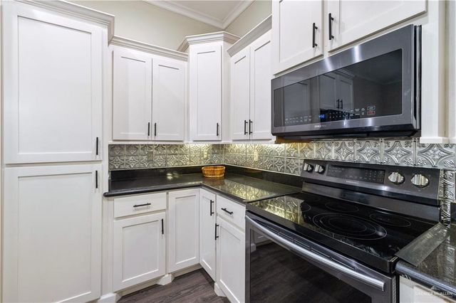 3522 E Country Club N Drive, Edinburg, TX 78542