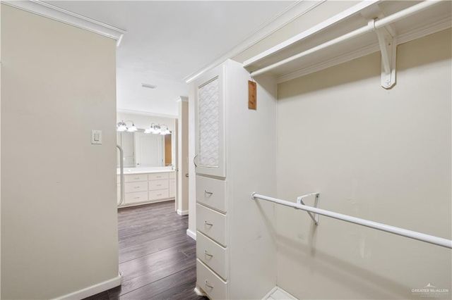 3522 E Country Club N Drive, Edinburg, TX 78542