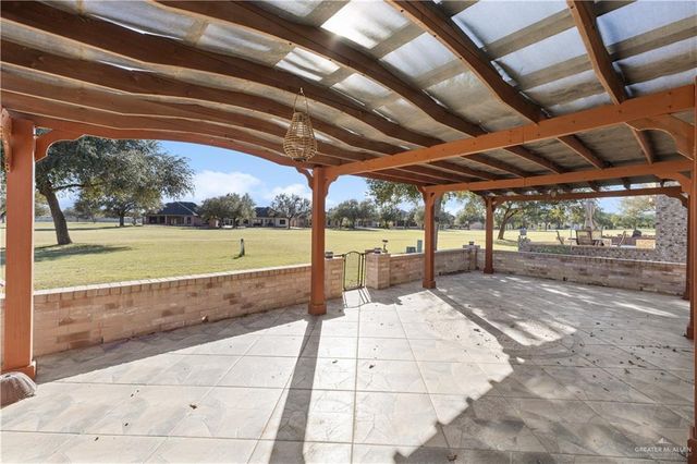 3522 E Country Club N Drive, Edinburg, TX 78542