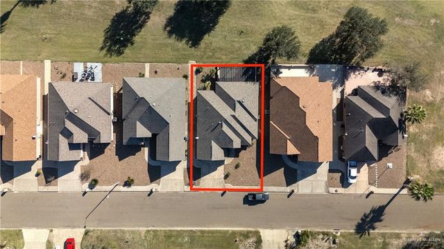 3522 E Country Club N Drive, Edinburg, TX 78542