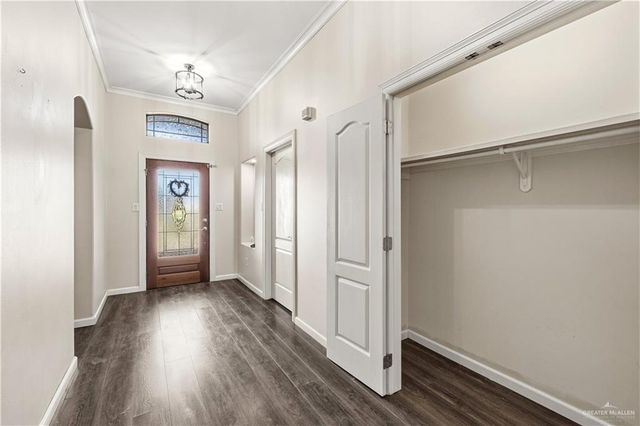 3522 E Country Club N Drive, Edinburg, TX 78542