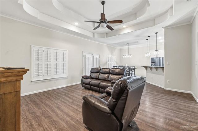 3522 E Country Club N Drive, Edinburg, TX 78542