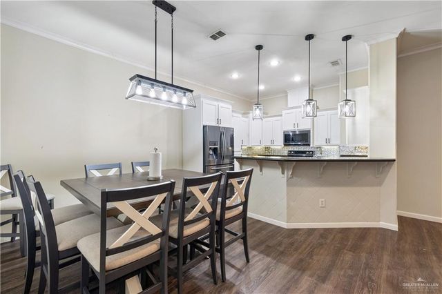 3522 E Country Club N Drive, Edinburg, TX 78542