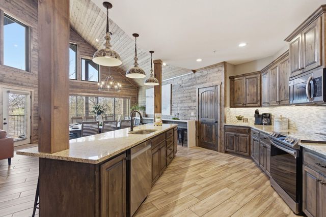 230 Jax Trail, Branson, MO 65616