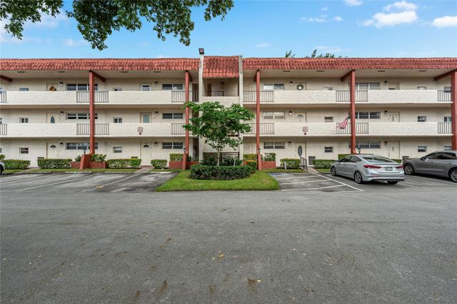 8940 S Hollybrook Blvd 307, Pembroke Pines, FL 33025