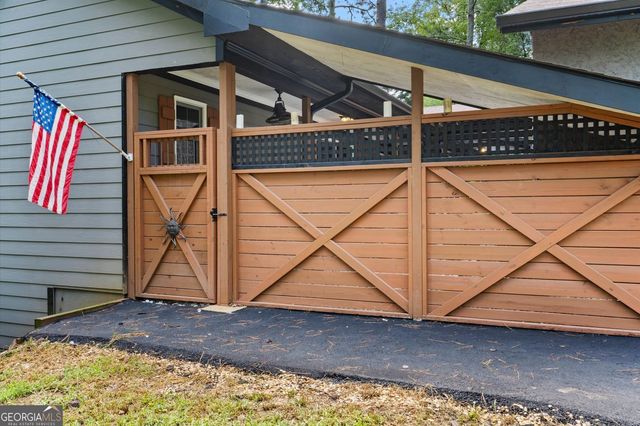 2674 Skylane Drive, Marietta, GA 30062