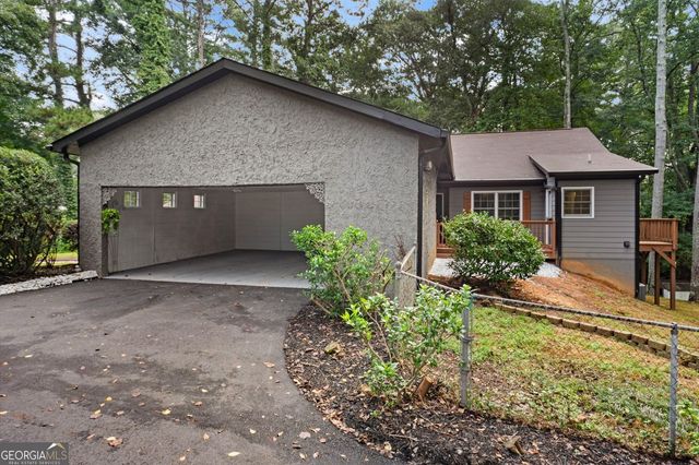 2674 Skylane Drive, Marietta, GA 30062