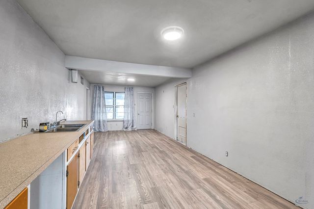 104 Waverly Dr, Midland, TX 79703