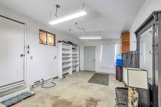 104 Waverly Dr, Midland, TX 79703