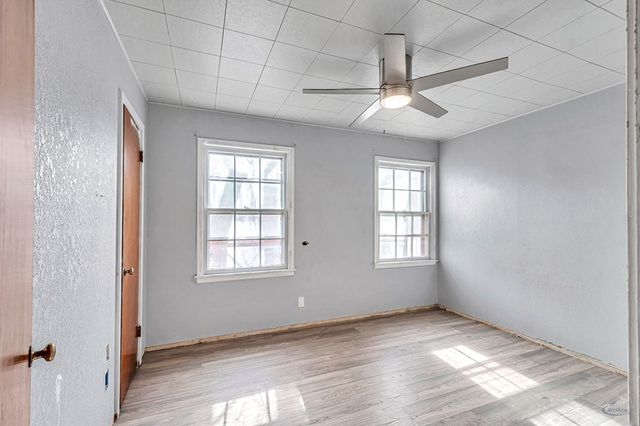 104 Waverly Dr, Midland, TX 79703