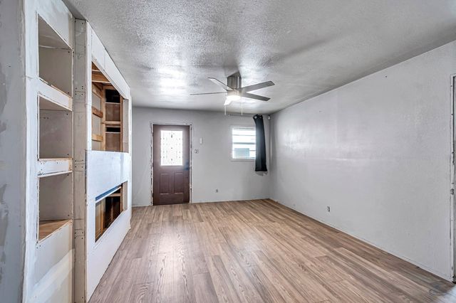 104 Waverly Dr, Midland, TX 79703