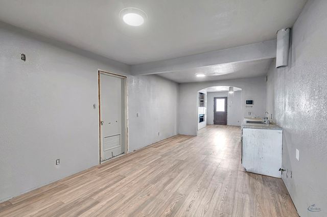 104 Waverly Dr, Midland, TX 79703