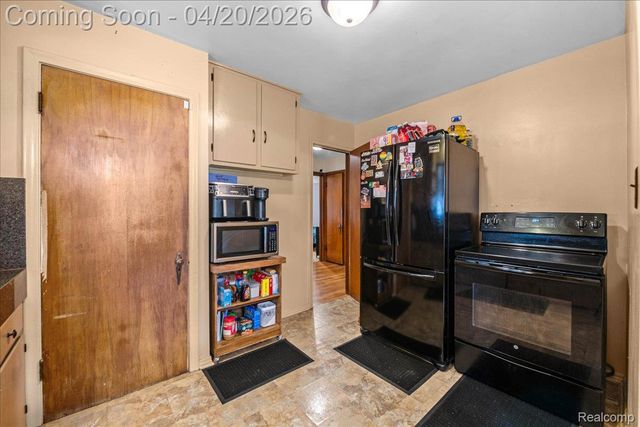 11309 Somerset Avenue, Detroit, MI 48224