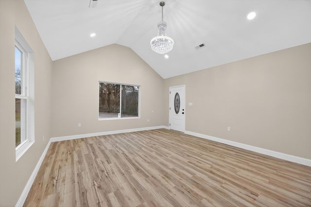 112 Rowe Street, Rossville, GA 30741