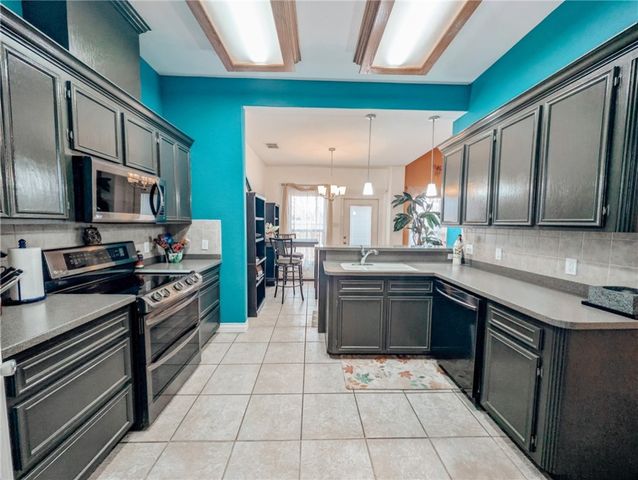 6234 Queen Jane St, Corpus Christi, TX 78414