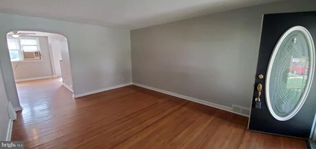 717 SURREY LN, Glenolden, PA 19036