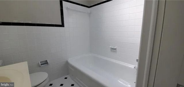 717 SURREY LN, Glenolden, PA 19036