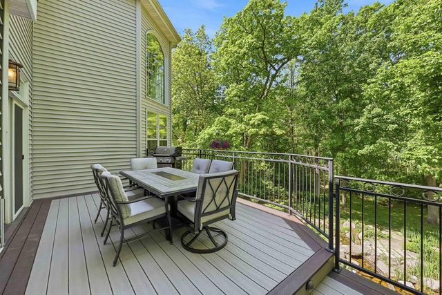 14 OAKRIDGE COURT, Fond Du Lac, WI 54937