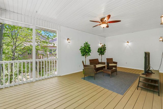 14 OAKRIDGE COURT, Fond Du Lac, WI 54937