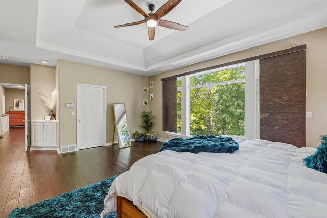14 OAKRIDGE COURT, Fond Du Lac, WI 54937
