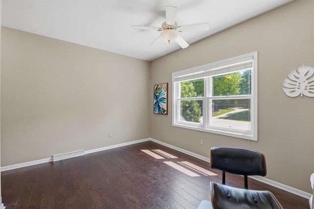 14 OAKRIDGE COURT, Fond Du Lac, WI 54937