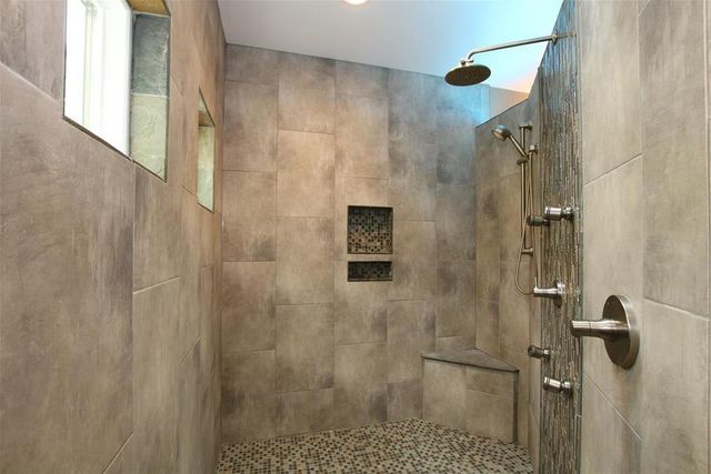 14 OAKRIDGE COURT, Fond Du Lac, WI 54937
