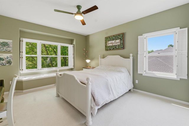 14 OAKRIDGE COURT, Fond Du Lac, WI 54937