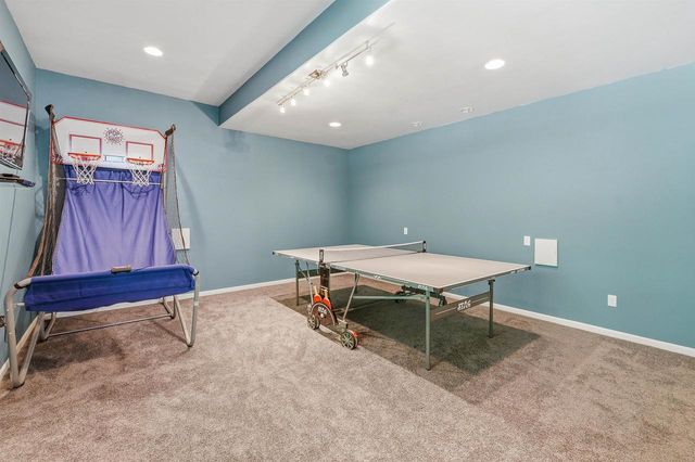 14 OAKRIDGE COURT, Fond Du Lac, WI 54937