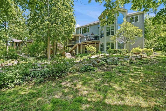 14 OAKRIDGE COURT, Fond Du Lac, WI 54937