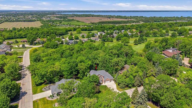 14 OAKRIDGE COURT, Fond Du Lac, WI 54937