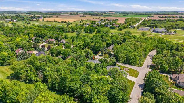 14 OAKRIDGE COURT, Fond Du Lac, WI 54937