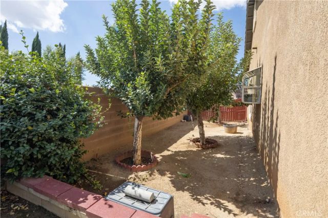 1686 Lakeside, Beaumont, CA 92223