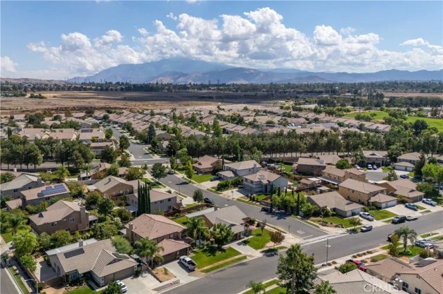 1686 Lakeside, Beaumont, CA 92223