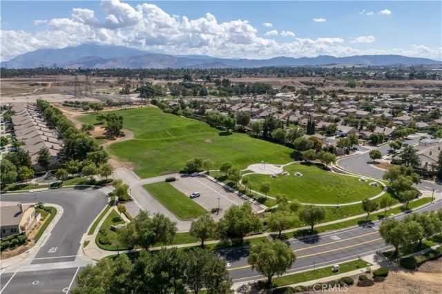 1686 Lakeside, Beaumont, CA 92223