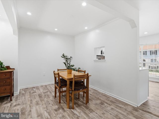 5742 BURKE TOWNE CT, Burke, VA 22015