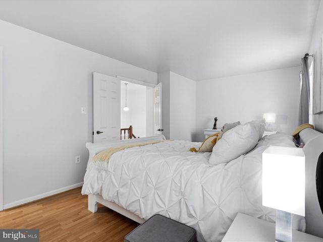 5742 BURKE TOWNE CT, Burke, VA 22015