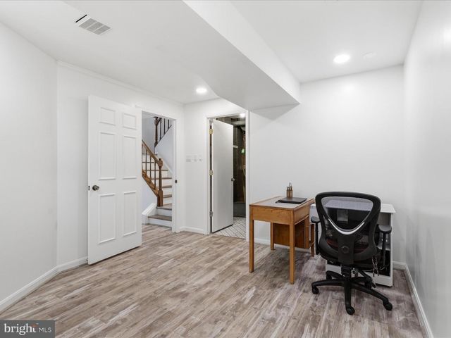 5742 BURKE TOWNE CT, Burke, VA 22015