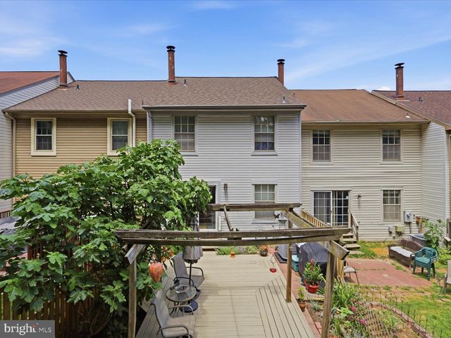 5742 BURKE TOWNE CT, Burke, VA 22015