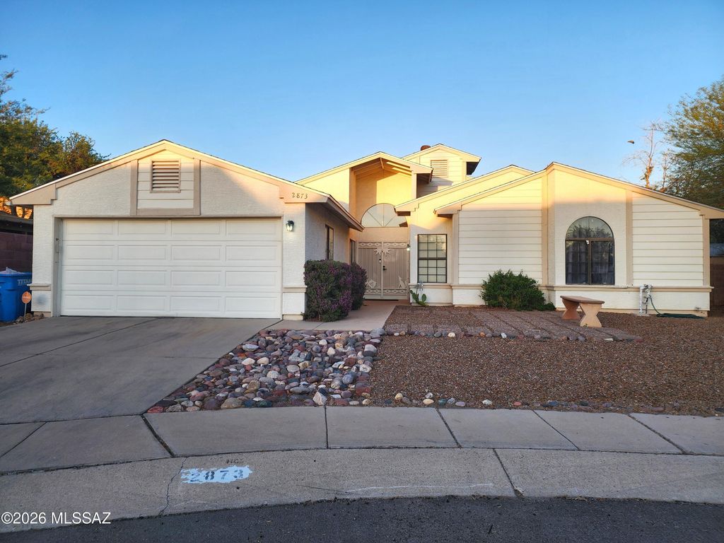 2873 W Ribera Place, Tucson, AZ 85742