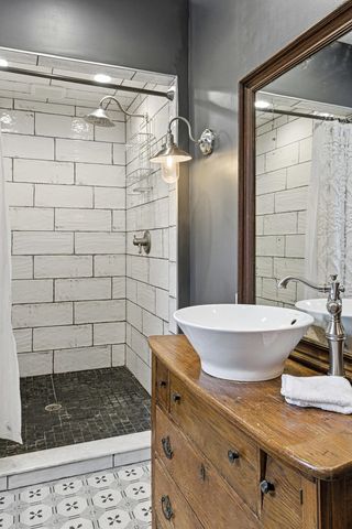 60 Osceola St., St Augustine, FL 32084