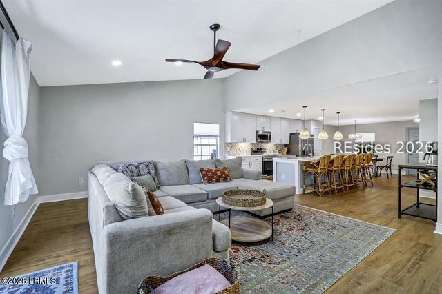3 Lakeside Drive, Bluffton, SC 29910