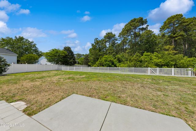 3 Lakeside Drive, Bluffton, SC 29910