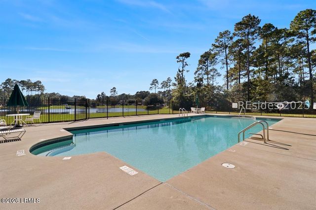 3 Lakeside Drive, Bluffton, SC 29910