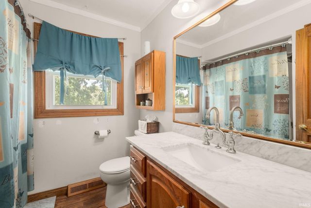 13850 Ireland Road, Mishawaka, IN 46544