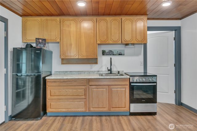 27405 304 Avenue SE, Ravensdale, WA 98051